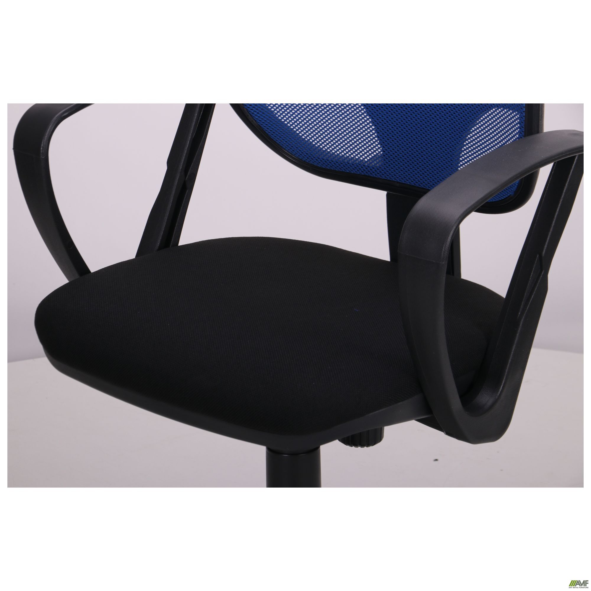 Фото 8 - Кресло Бит/АМФ-7 сиденье А-1/спинка Сетка синяя 
