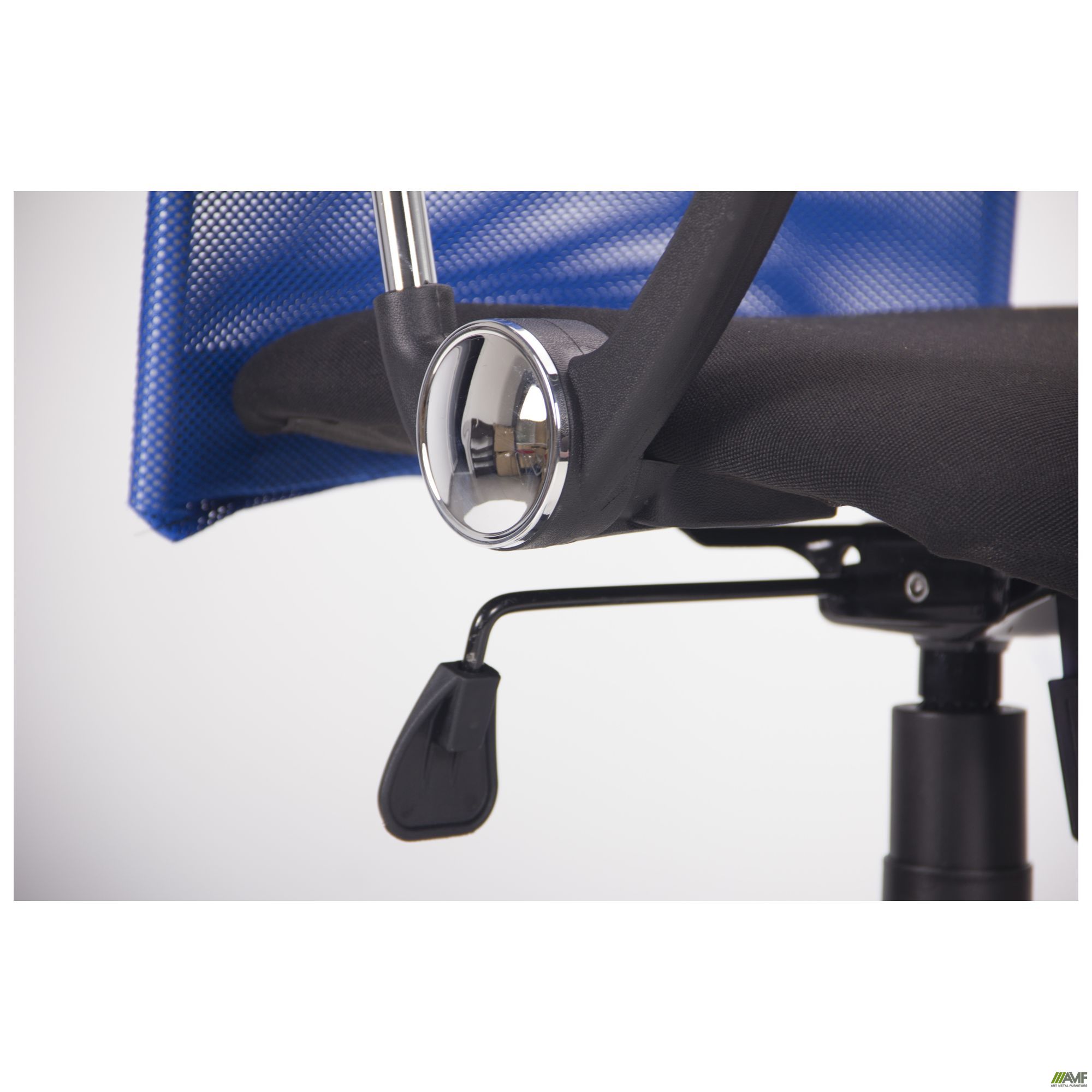 Фото 13 - Кресло Ultra сиденье А-1/спинка Сетка синяя, вставка Скаден черный 