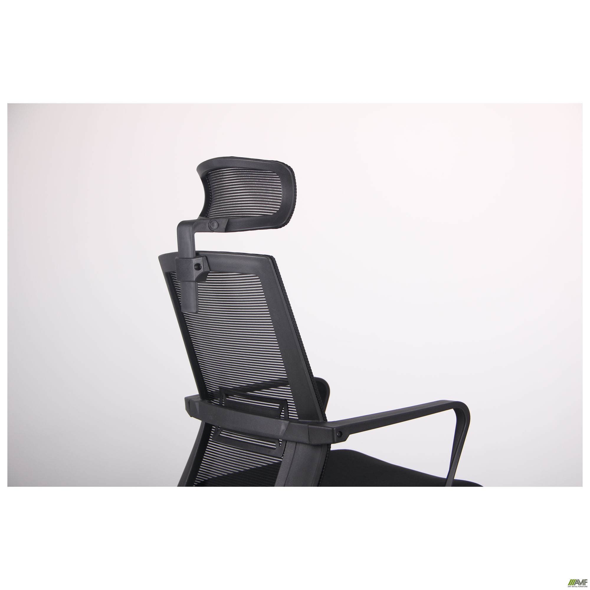 Фото 11 - Кресло Neon HR сиденье Саванна nova Black 19/спинка Сетка черная 