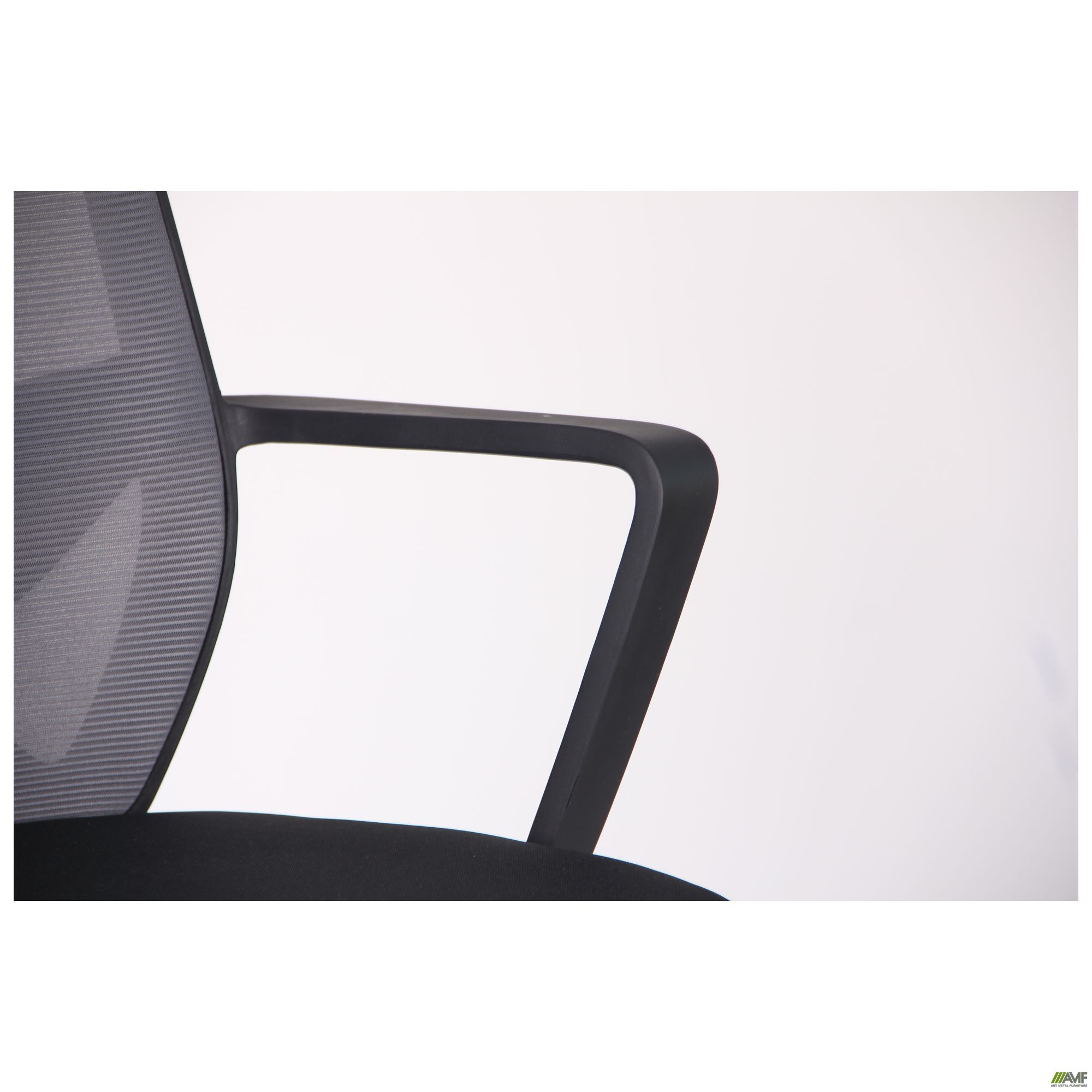 Фото 8 - Кресло Tin сиденье Саванна nova Black 19/спинка Сетка SL-16 серая 