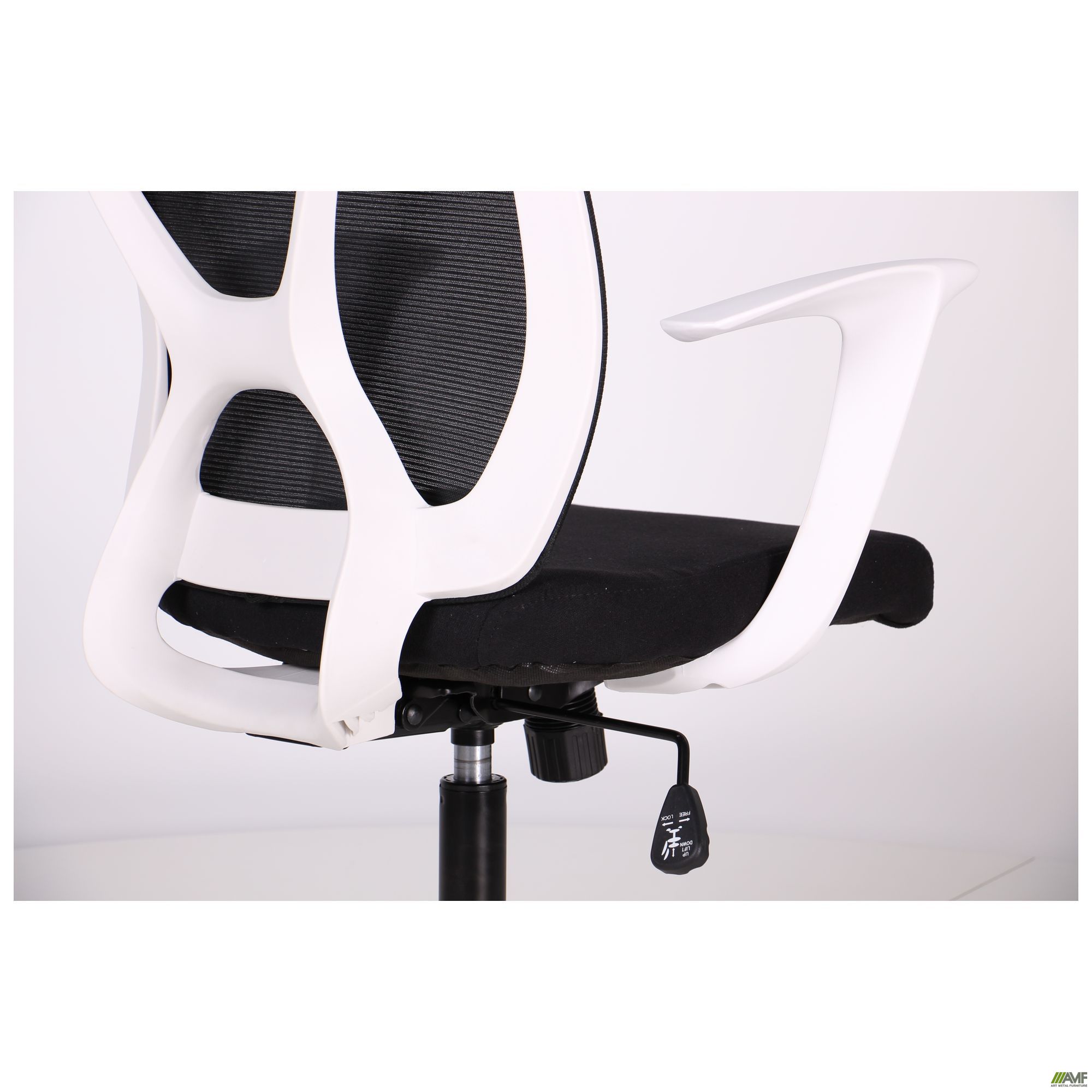 Фото 16 - Кресло Nickel White сиденье Сидней-07/спинка Сетка SL-00 черная 