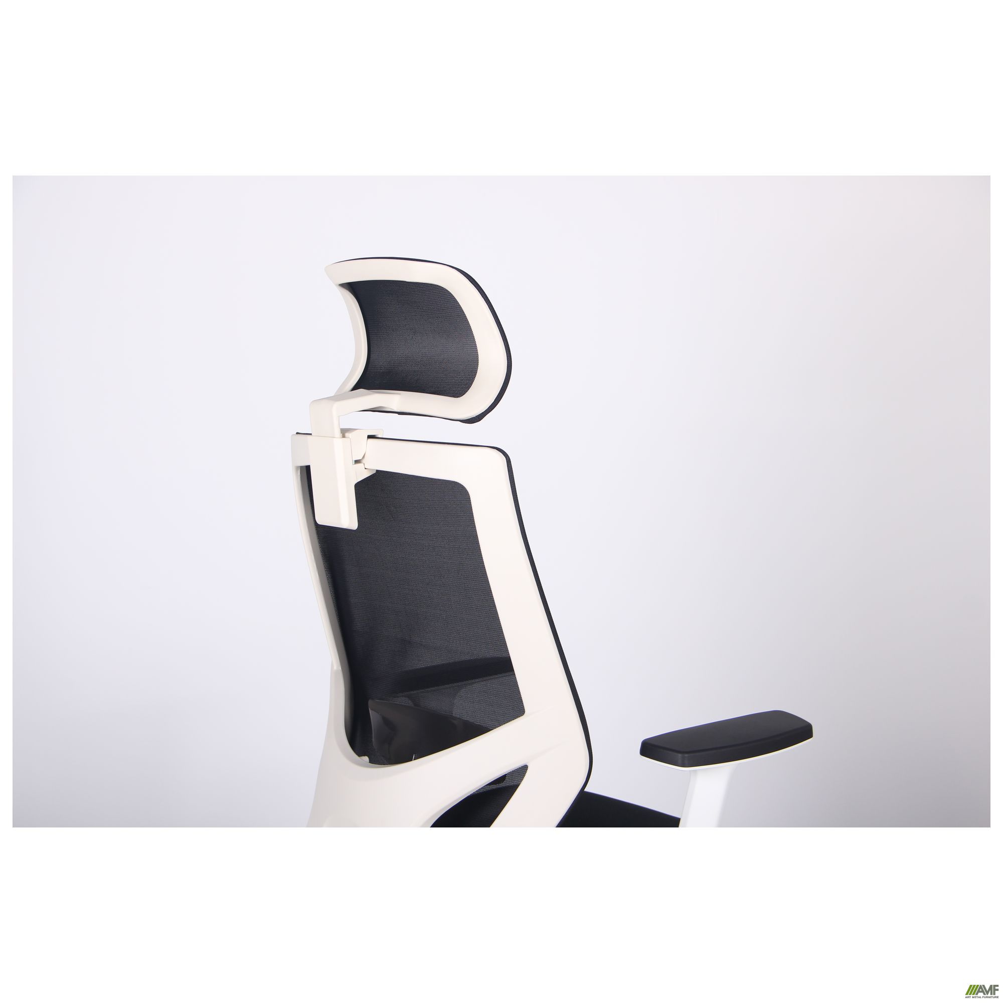 Фото 12 - Кресло Lead White HR сиденье Нест-01 черная/спинка Сетка HY-100 черная 