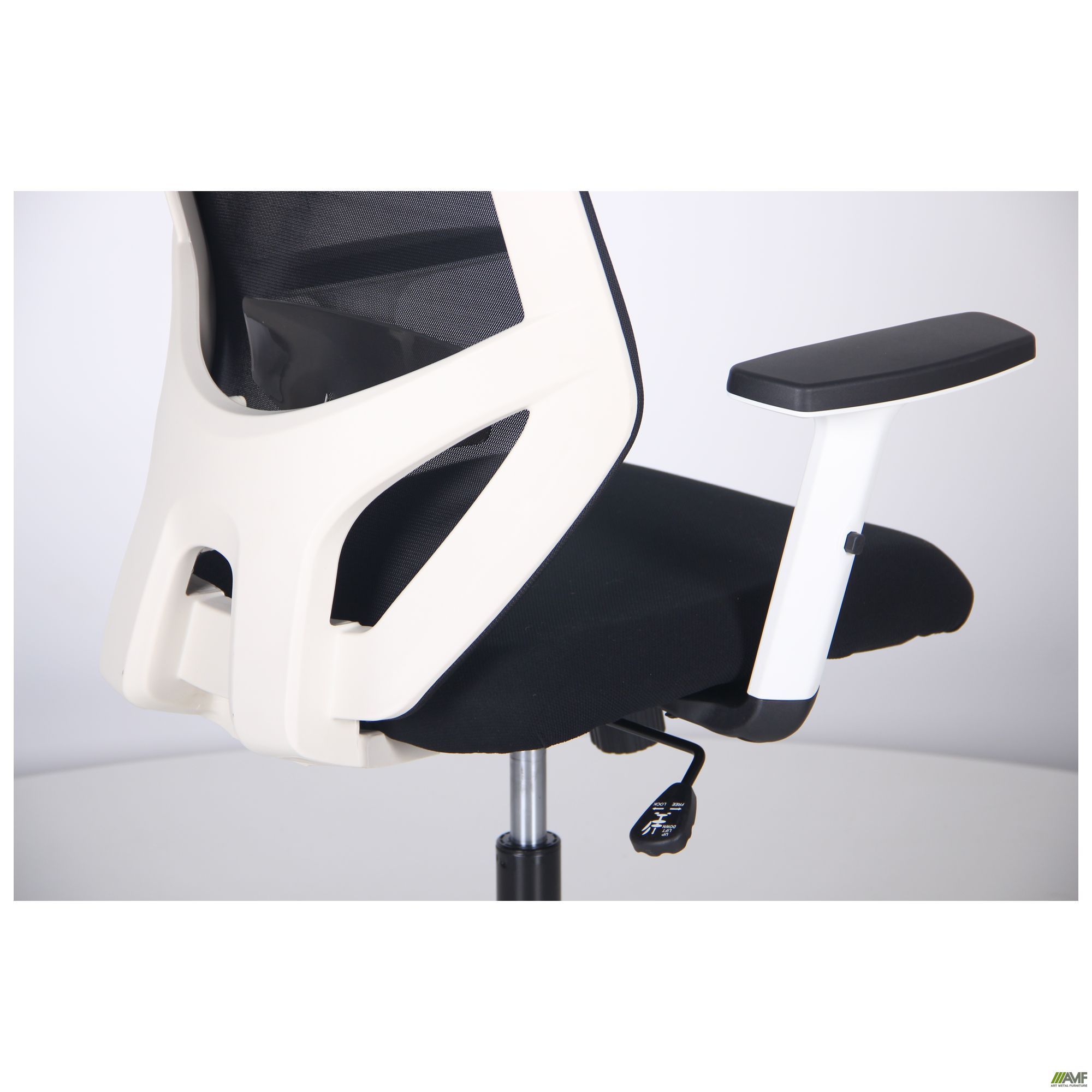 Фото 13 - Кресло Lead White HR сиденье Нест-01 черная/спинка Сетка HY-100 черная 