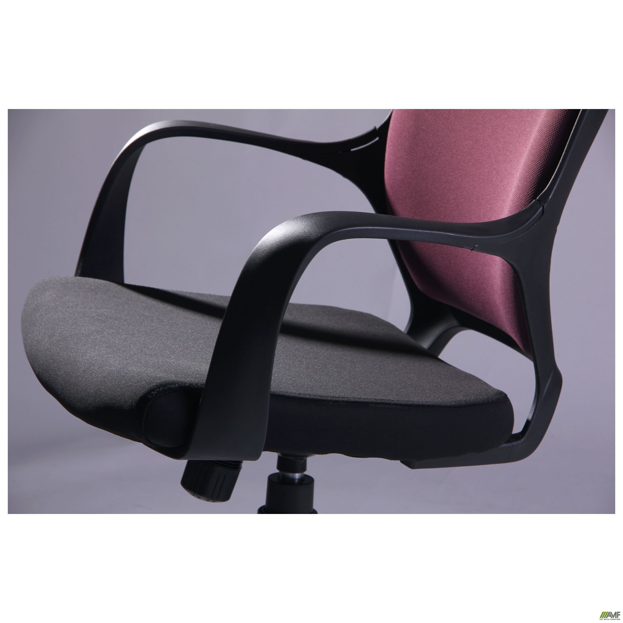 Фото 6 - Кресло Concept черный, тк.пурпурный 