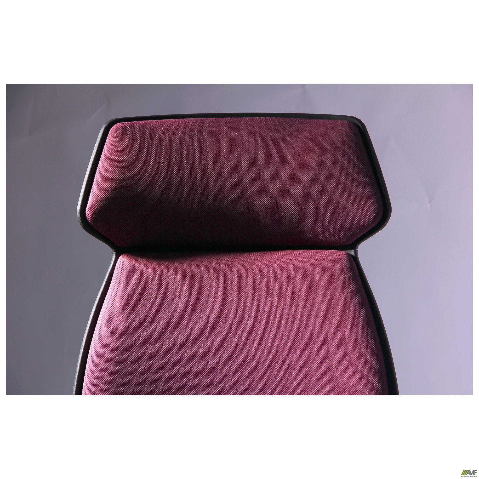 Фото 7 - Кресло Concept черный, тк.пурпурный 