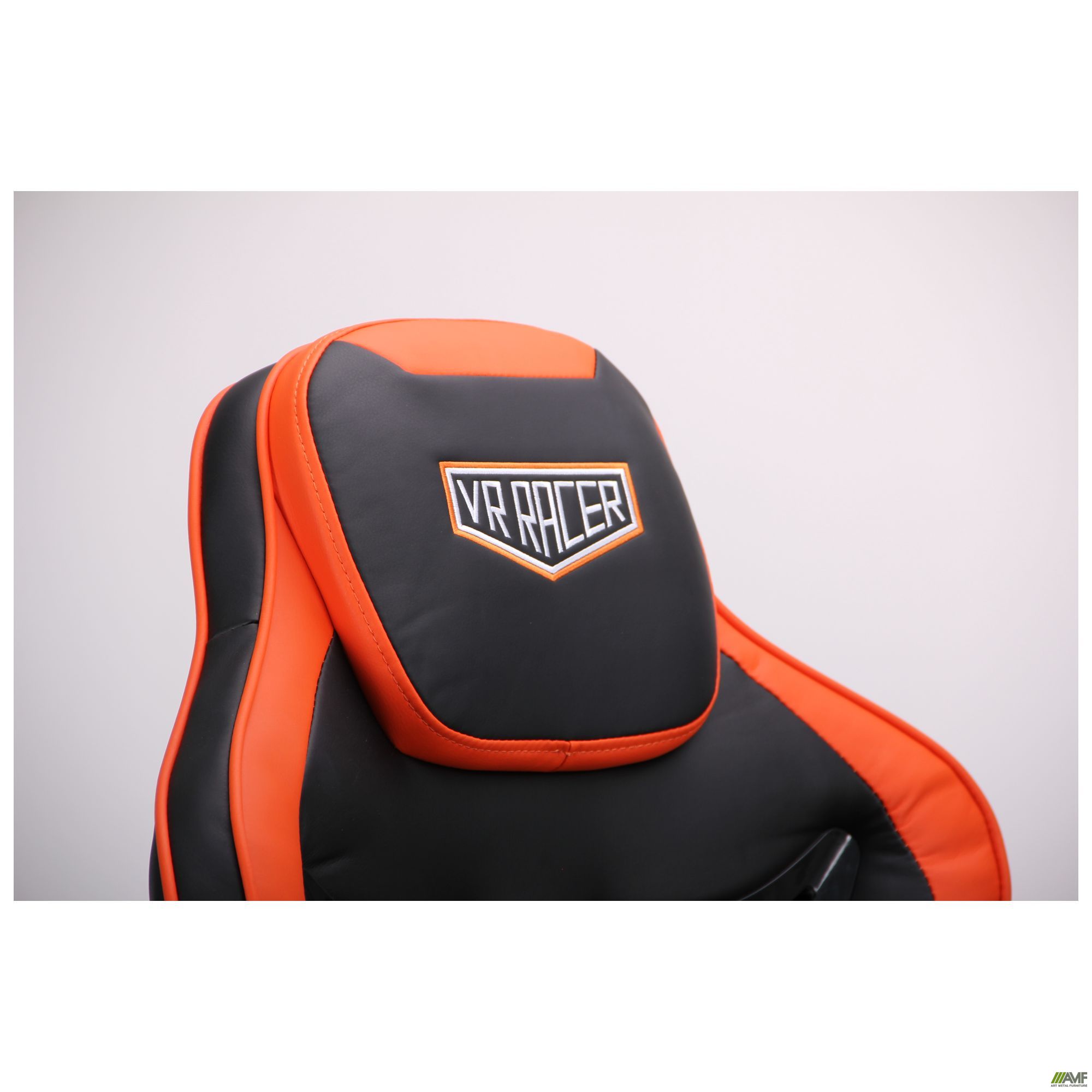 Фото 11 - Кресло VR Racer Expert Genius черный/оранжевый 