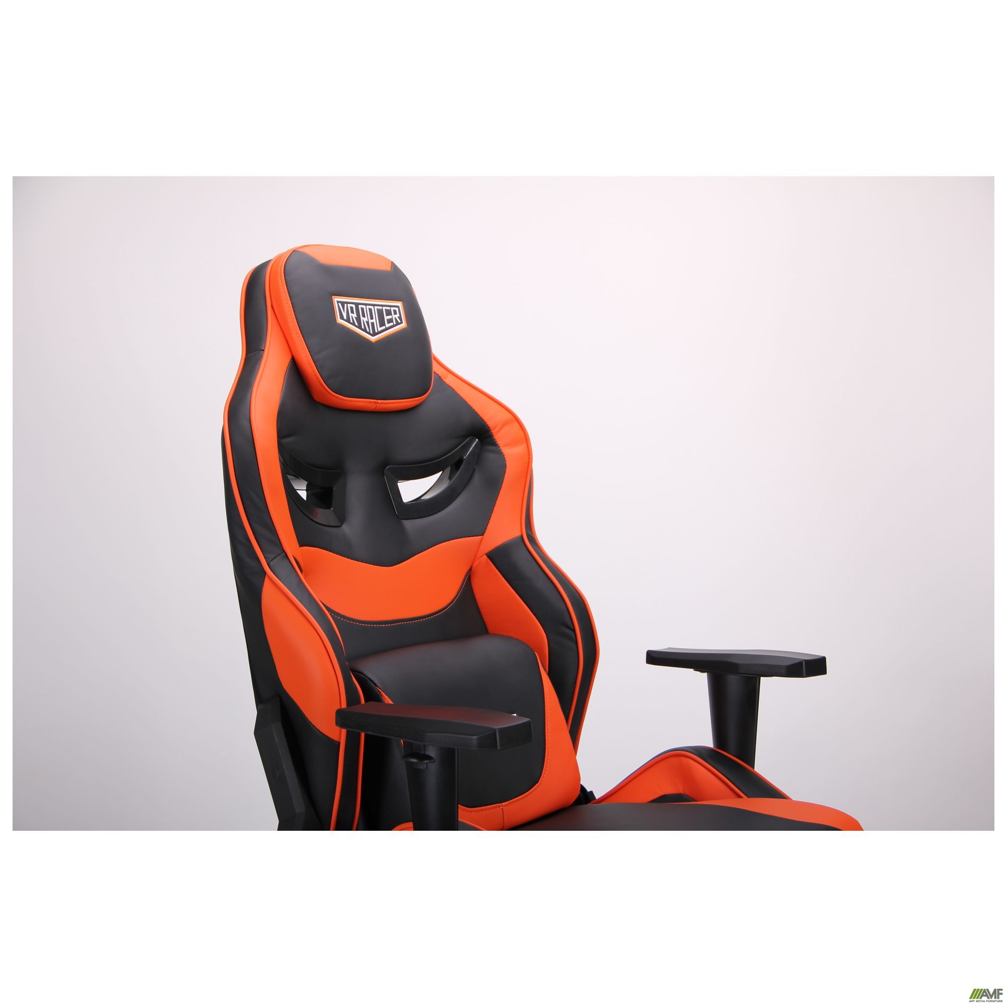 Фото 7 - Кресло VR Racer Expert Genius черный/оранжевый 