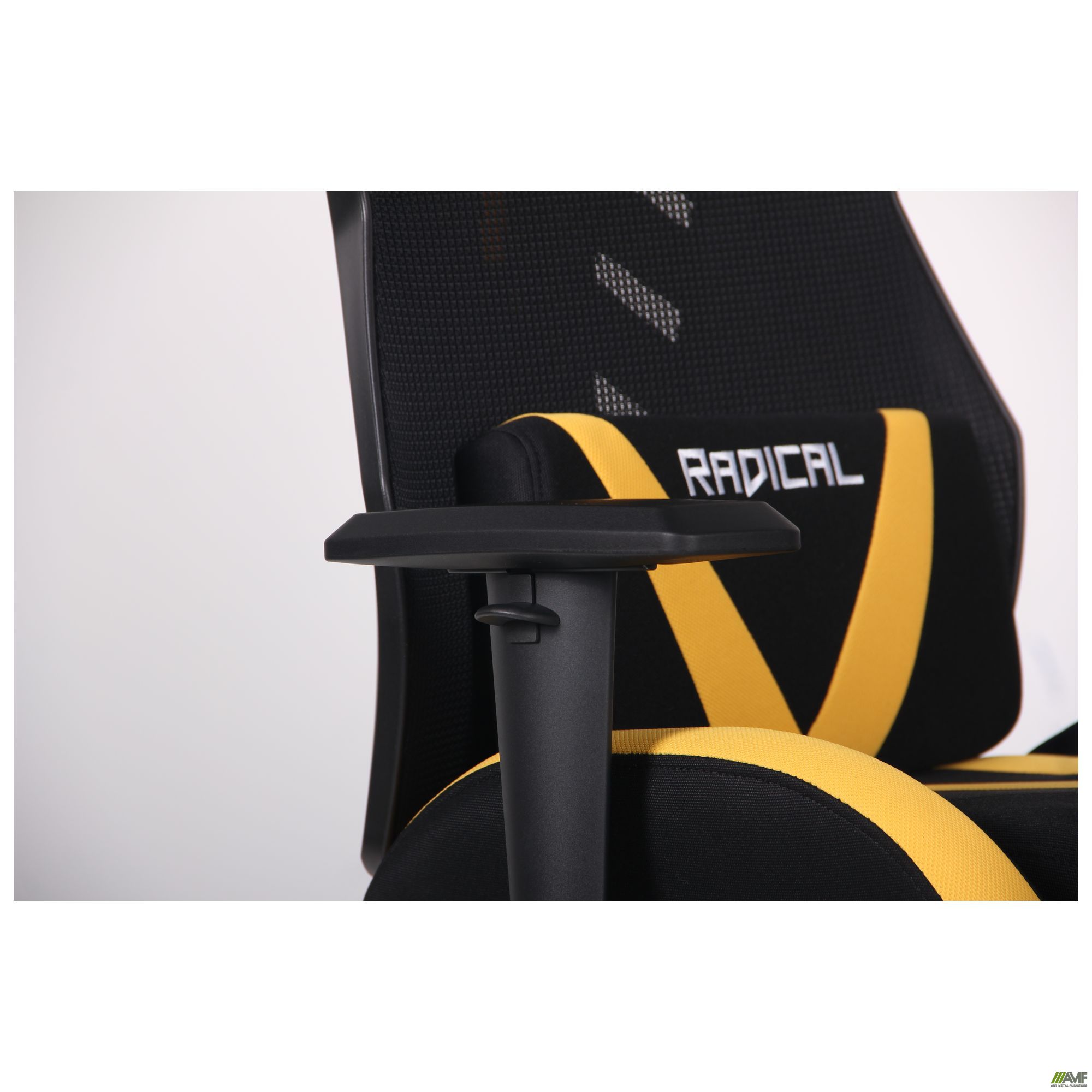 Фото 11 - Кресло VR Racer Radical Wrex черный/желтый 