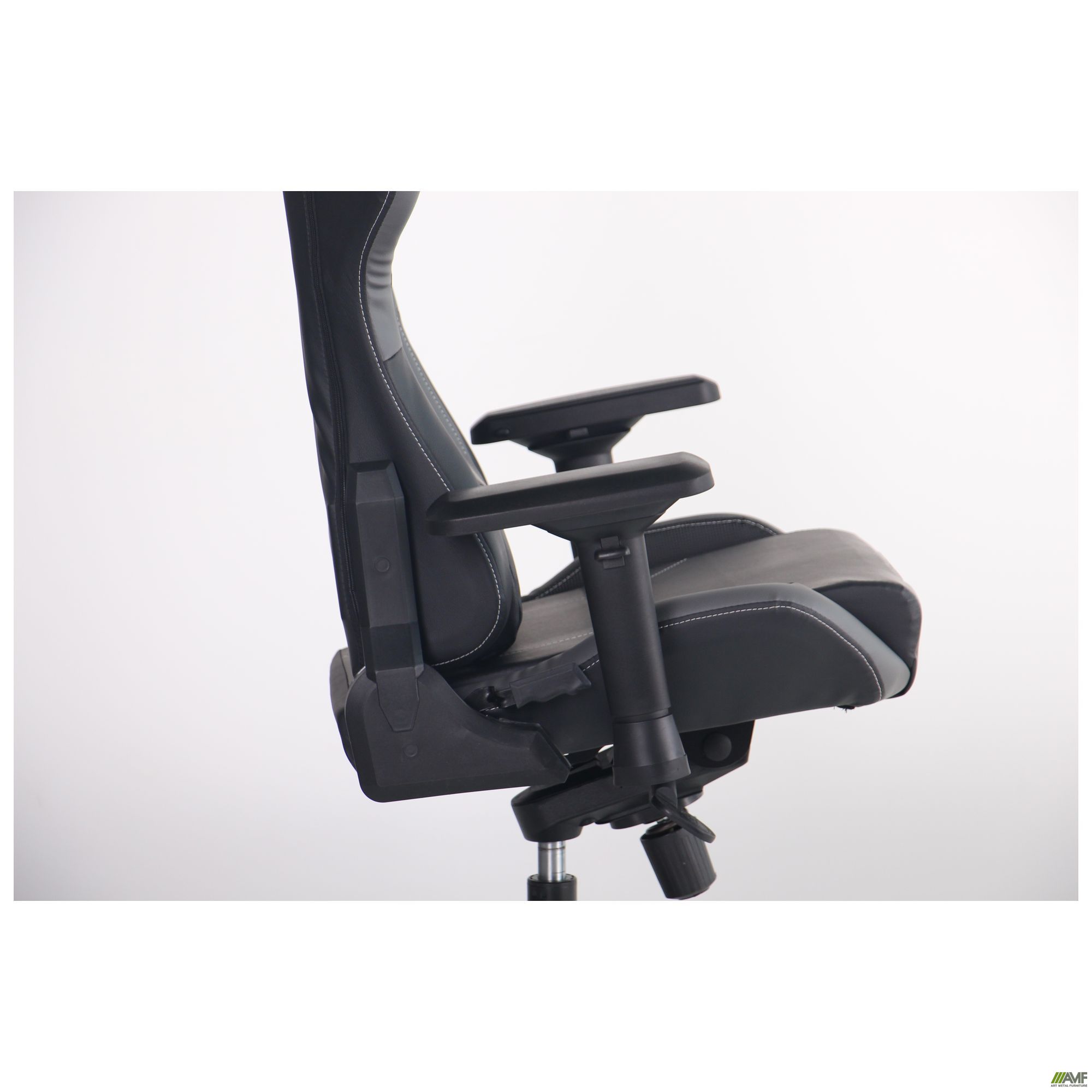 Фото 12 - Кресло VR Racer Expert Lord черный/серый 