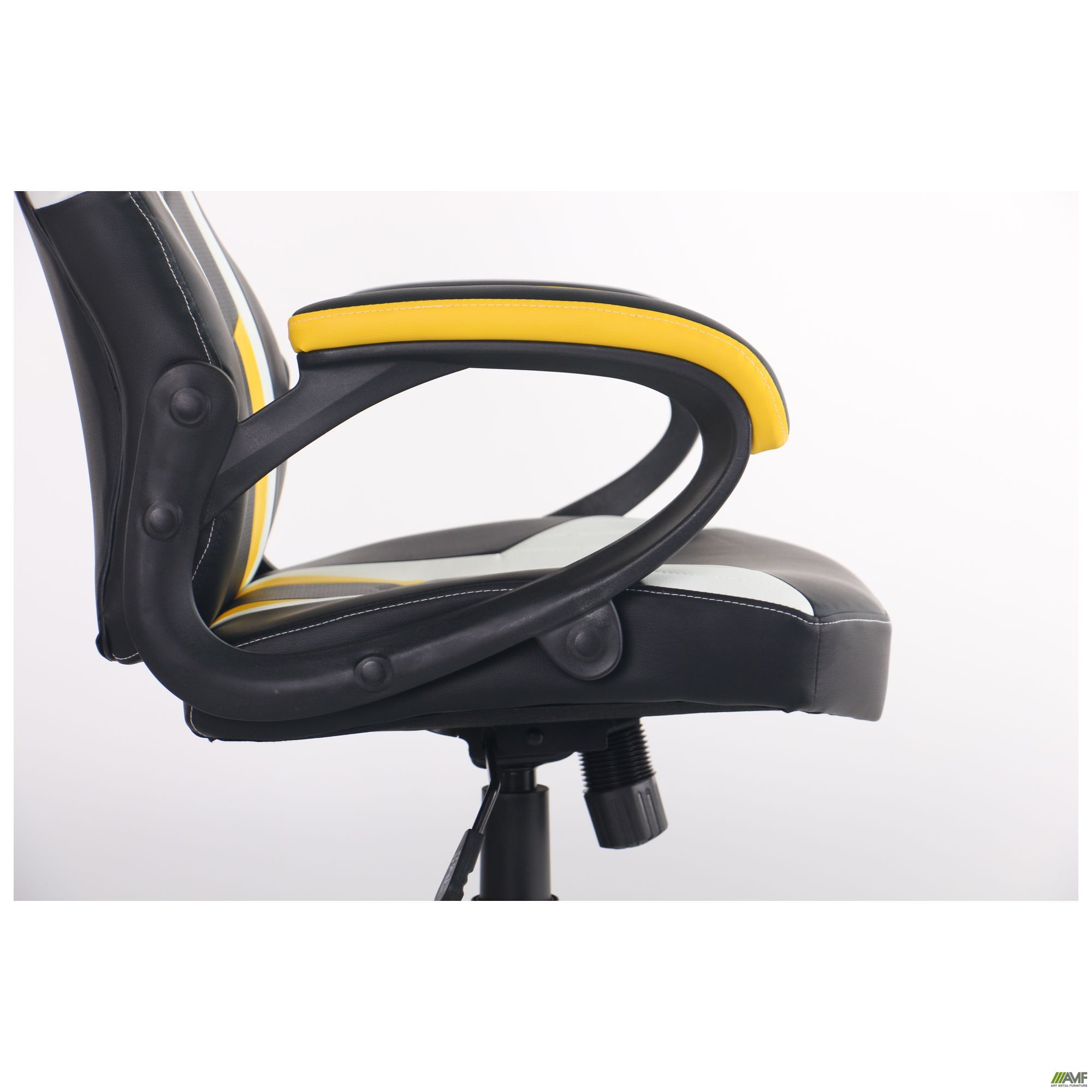 Фото 14 - Кресло VR Racer Dexter Jolt черный/желтый 