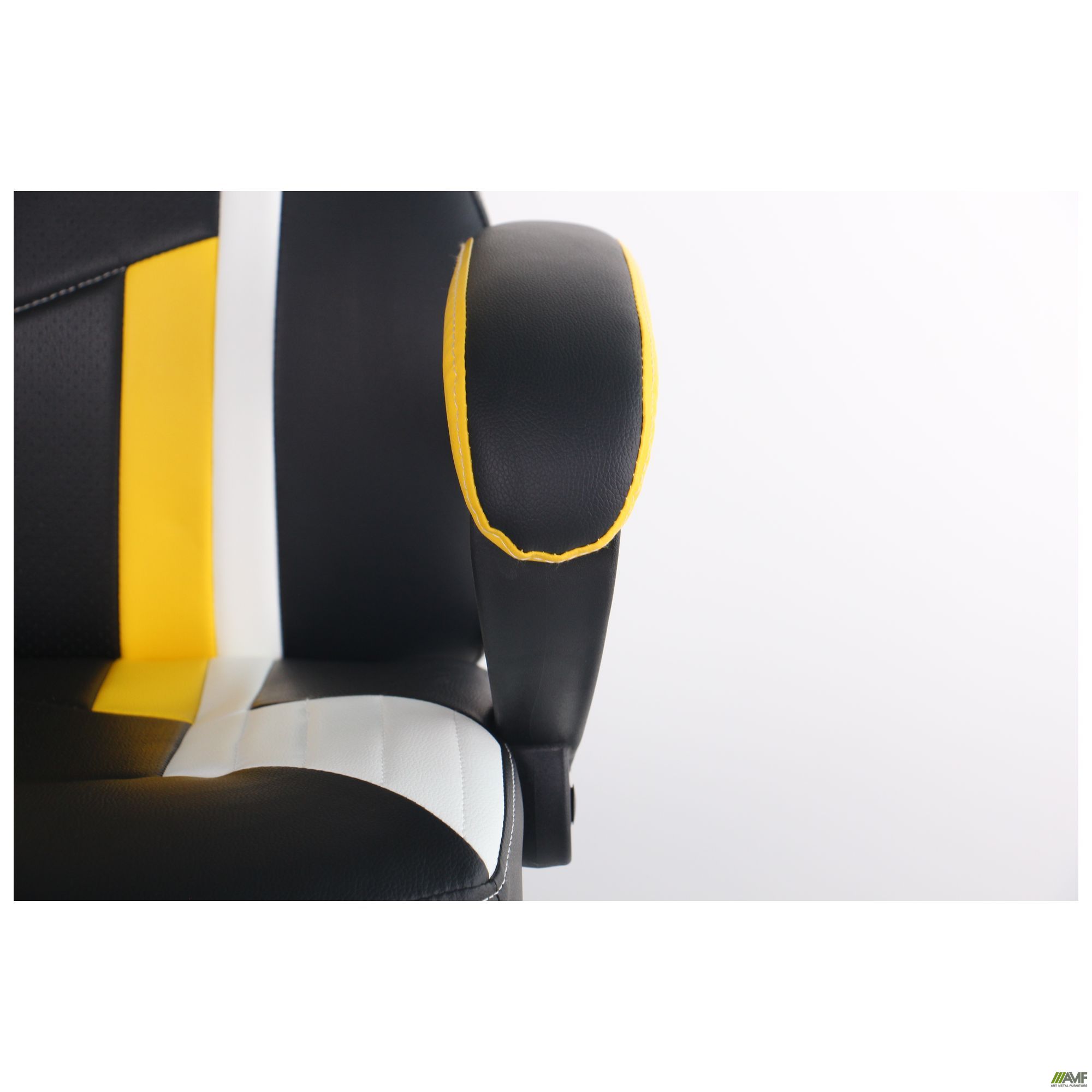 Фото 9 - Кресло VR Racer Dexter Jolt черный/желтый 