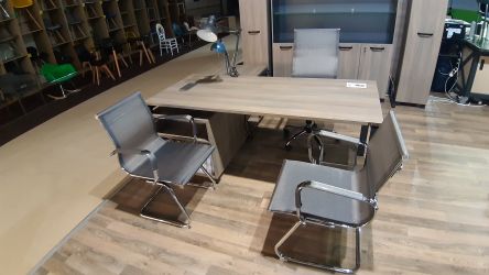 Конференц-стол SIG-250 (1800х1200х750мм) Черный графит/Вяз Либерти - интерьер - фото 18